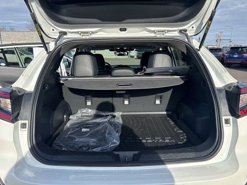 Certified 2025 Subaru Crosstrek 2.5i Limited w/ Crosstrek Mirror Package image 11