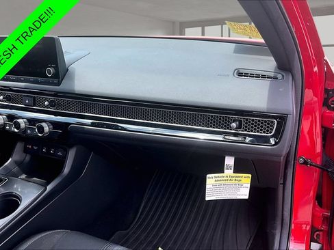 Used 2025 Honda Civic Sport image 25