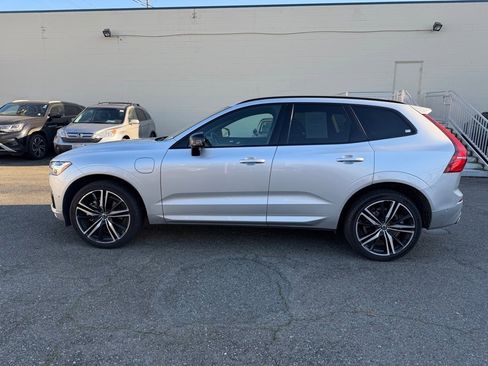 Used 2021 Volvo XC60 T8 R-Design w/ Protection Package Premier image 4
