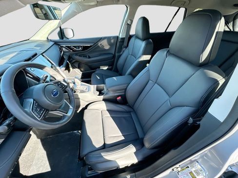 Used 2025 Subaru Outback Limited XT w/ Popular Package #2 AWD/4WD image 24