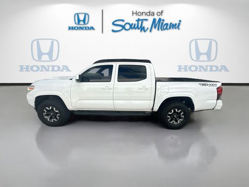 Used 2023 Toyota Tacoma SR AWD/4WD image 4
