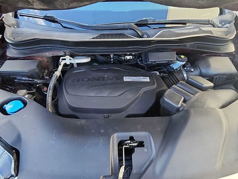 Used 2018 Honda Pilot Touring image 12