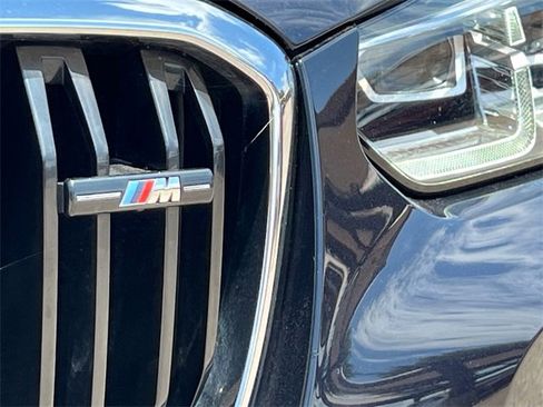 Used 2023 BMW X4 M40i w/ Parking Assistance Package image 5