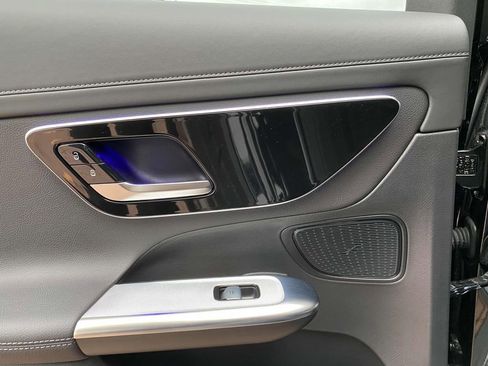 Certified 2025 Mercedes-Benz GLC 300 4MATIC image 18