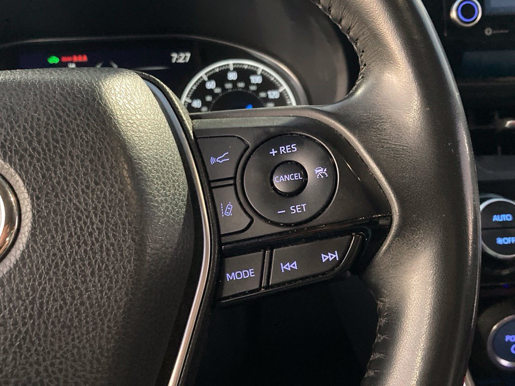 Used 2021 Toyota Venza XLE AWD/4WD image 16