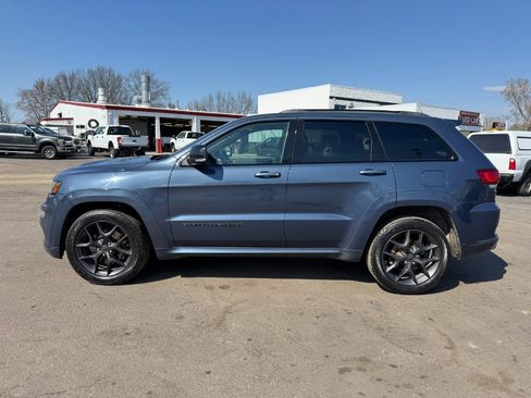 Used 2019 Jeep Grand Cherokee Limited X image 2