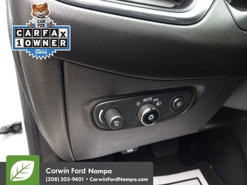 Used 2021 Chevrolet Equinox Premier image 13