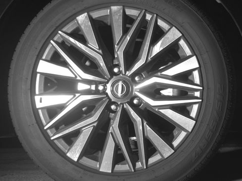 Used 2025 Nissan Altima 2.5 SV image 13