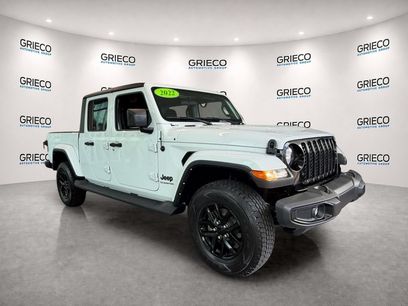 Used 2022 Jeep Gladiator Sport