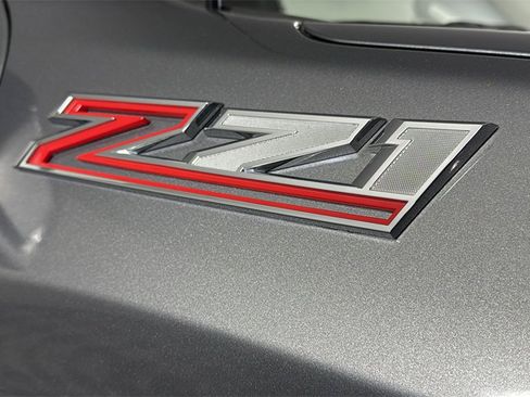 Used 2021 Chevrolet Silverado 1500 LT Trail Boss w/ Convenience Package II image 40