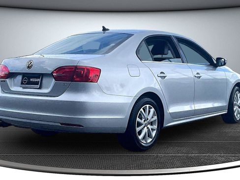 Used 2014 Volkswagen Jetta SE FWD image 6