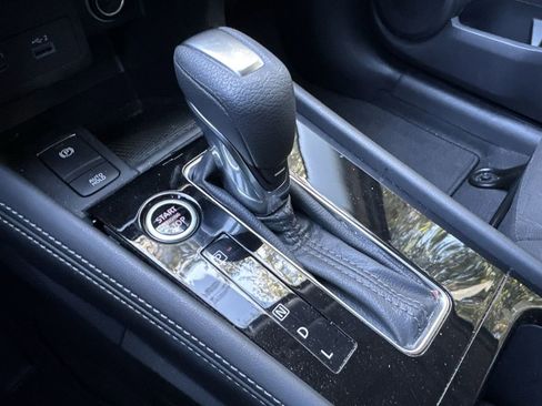 Used 2021 Nissan Kicks SV w/ Interior Electronics Package image 24