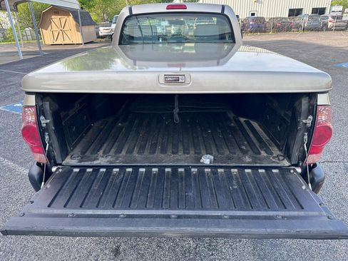 Used 2006 Toyota Tacoma 2WD Regular Cab image 24