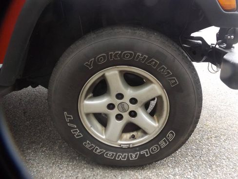 Used 2004 Jeep Wrangler X w/ Wheel Plus Group AWD/4WD image 14