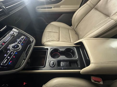 Used 2021 Lincoln Corsair FWD w/ Premium Package image 40