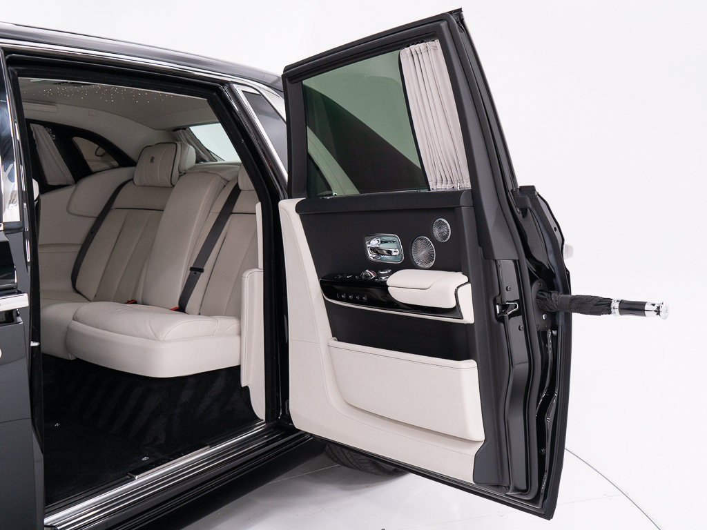 Certified 2018 Rolls-Royce Phantom Sedan RWD image 31