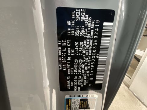 Used 2025 Kia Telluride SX Prestige X-Line image 32