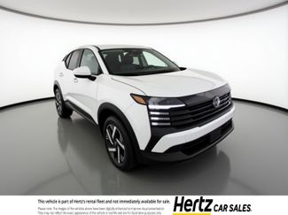 Used 2025 Nissan Kicks SV video 1