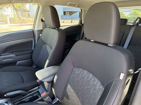 Used 2025 Mitsubishi Outlander Sport ES image 26