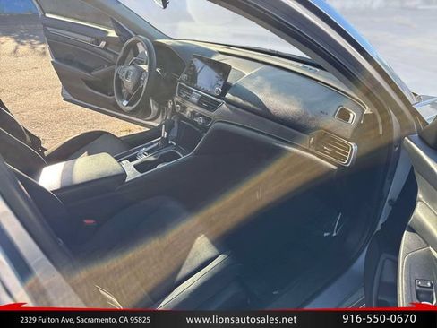 Used 2018 Honda Accord LX image 14