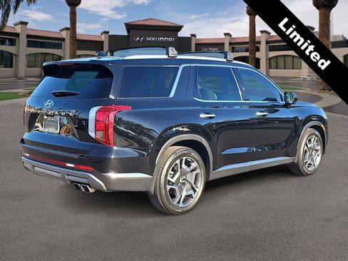 Used 2024 Hyundai Palisade Limited image 8