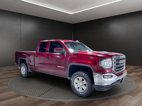 Used 2017 GMC Sierra 1500 SLE w/ SLE Value Package image 2