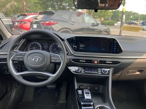 Used 2023 Hyundai Sonata SEL FWD image 5