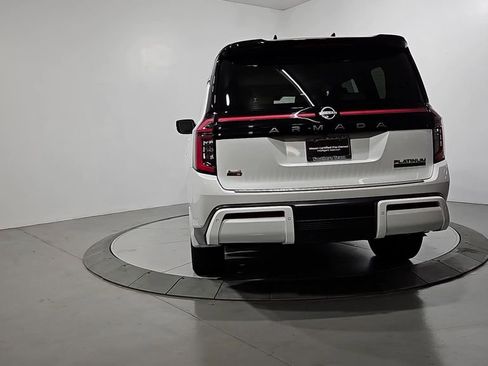 Certified 2025 Nissan Armada Platinum Reserve image 4