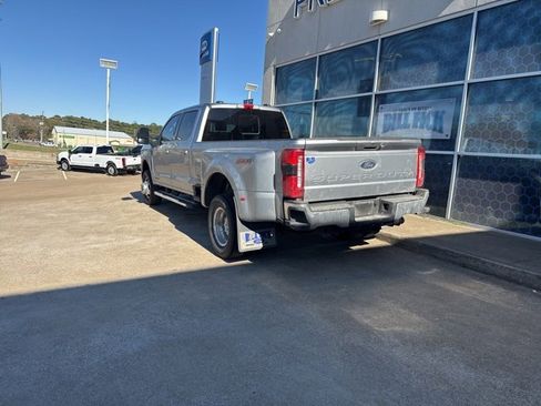 Used 2024 Ford F350 Lariat w/ FX4 Off-Road Package image 5
