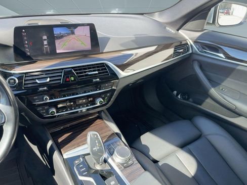 Used 2019 BMW 530i image 22