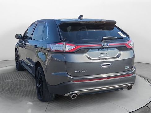 Used 2018 Ford Edge SEL w/ Equipment Group 201A FWD image 3