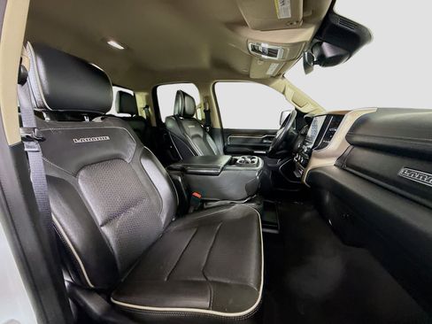 Used 2021 RAM 1500 Laramie image 29
