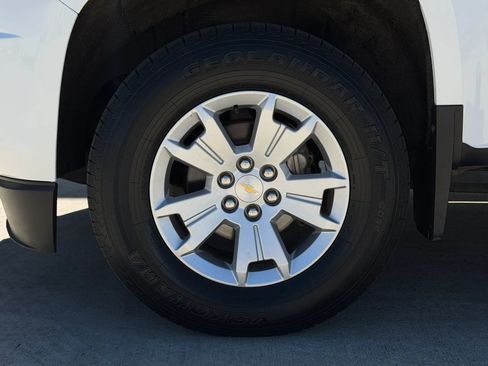 Used 2017 Chevrolet Colorado LT w/ LT Convenience Package AWD/4WD image 29