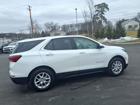 Used 2023 Chevrolet Equinox LT w/ Driver Convenience Package AWD/4WD image 6