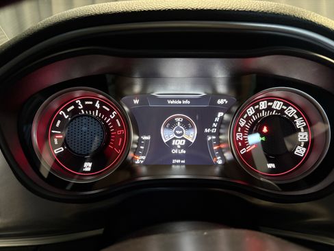 Used 2020 Dodge Challenger R/T Scat Pack RWD image 21