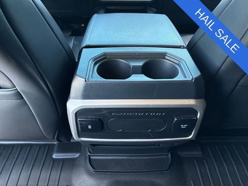 Used 2022 Ford Expedition XLT AWD/4WD image 14