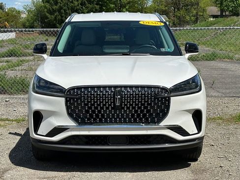 New 2026 Lincoln Aviator AWD image 29