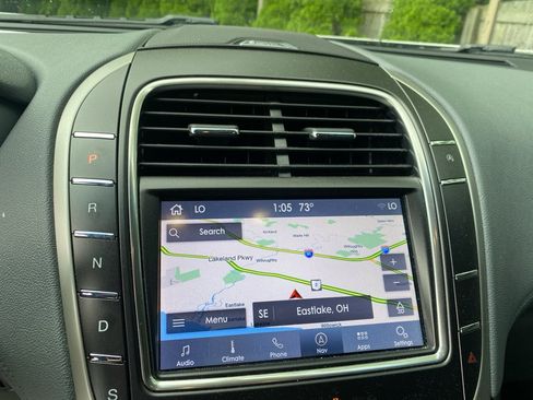 Used 2019 Lincoln Nautilus Reserve w/ Cargo Utility Package AWD/4WD image 16