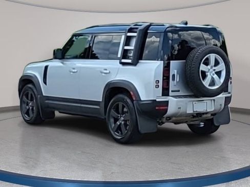 Used 2020 Land Rover Defender 110 First Edition AWD/4WD image 7