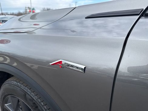 Used 2023 Acura MDX A-Spec image 10