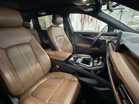 Used 2023 Lincoln Nautilus Reserve w/ Equipment Group 202A image 22