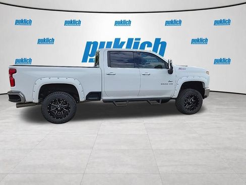 Used 2020 Chevrolet Silverado 3500 LTZ w/ LTZ Convenience Package AWD/4WD image 8
