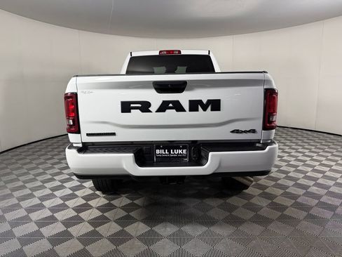 Used 2025 RAM 2500 Big Horn AWD/4WD image 9