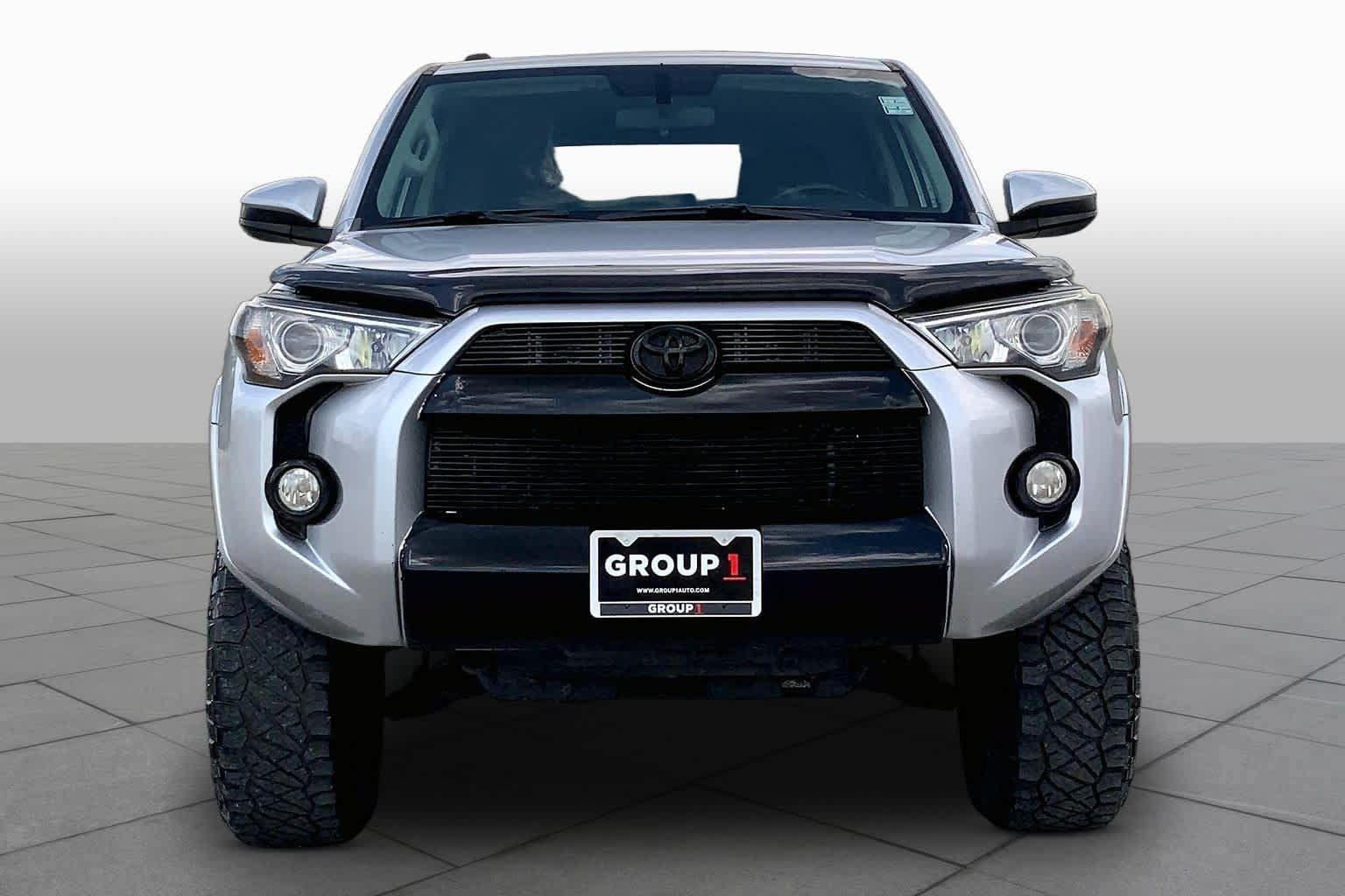 Used 2016 Toyota 4Runner SR5 RWD image 4