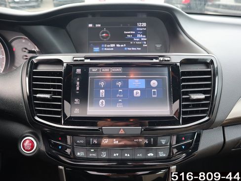 Used 2017 Honda Accord Touring image 17