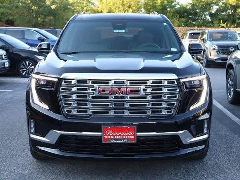 Used 2025 GMC Acadia Denali AWD/4WD image 4