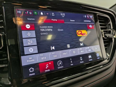 Used 2022 Dodge Durango R/T w/ Blacktop Package image 11