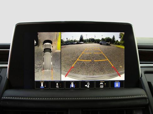 Used 2024 Chevrolet Tahoe Premier AWD/4WD image 12