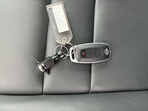 Used 2026 Nissan Rogue SL FWD image 20