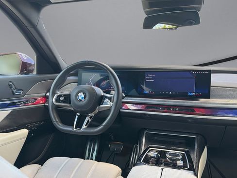 Used 2023 BMW 760i xDrive w/ Executive Package AWD/4WD image 19